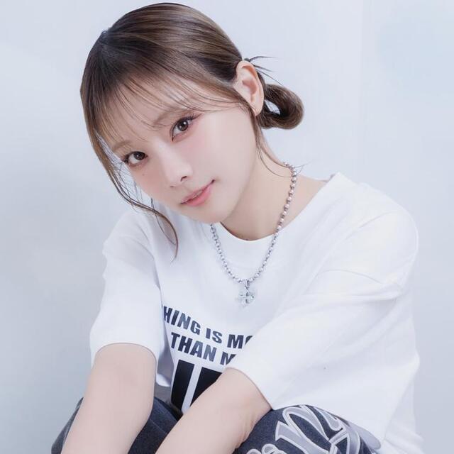 【画像】重盛さと美(37)さん、ベロ出しショットがたまらなくセクシーだったwwww