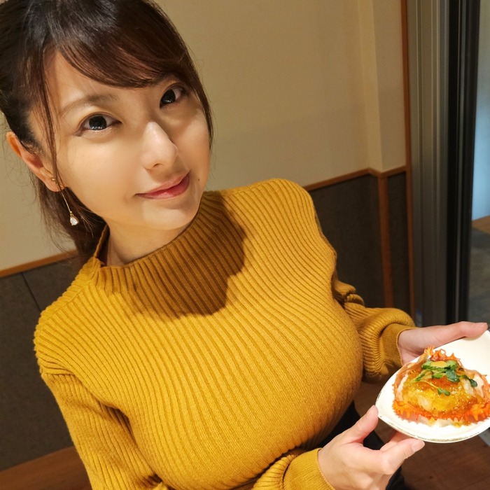 【画像】こんな巨乳女子と宅飲みして我慢できるやついる？ｗｗｗｗｗｗ
