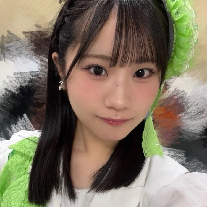 【動画】人気アイドルさん、お○ぱいサンドイッチを完成させてしまうｗｗｗｗｗｗｗ