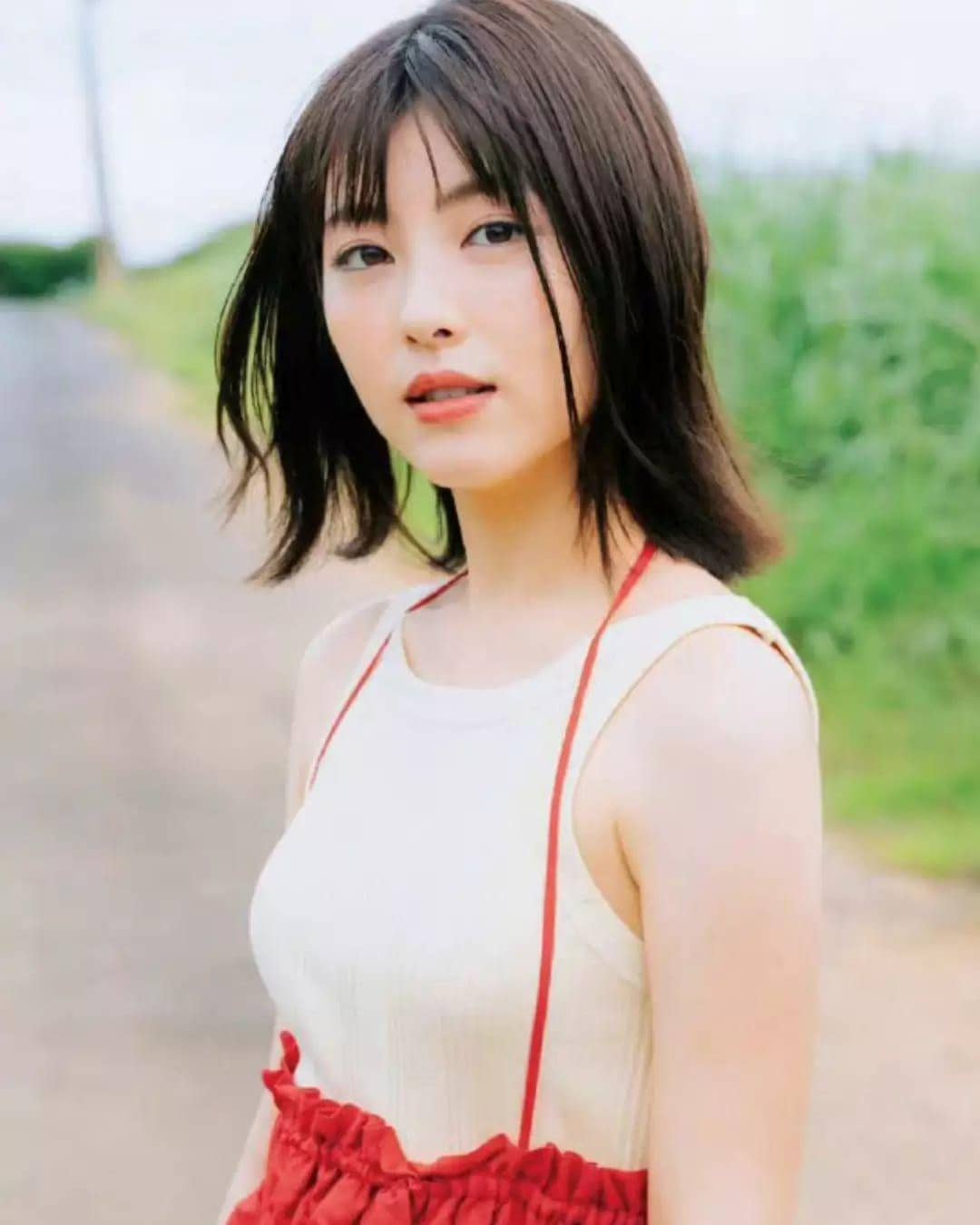 画像 浜辺美波さん 水着解禁 女子アナお宝画像速報 5chまとめ