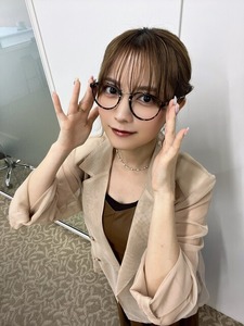 【朗報】現役看護師さん(28)、グラドル顔負けのグラビアを披露してしまうｗｗｗｗ