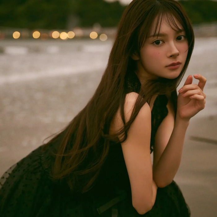 【画像】AKB48伊藤百花さん、女子高生コスプレの破壊力が凄すぎるｗｗｗｗｗｗ