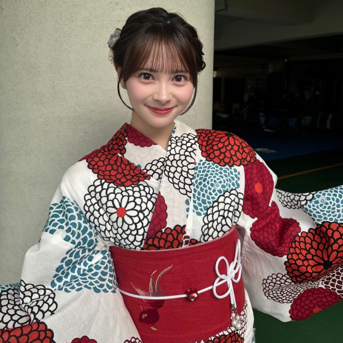【画像】AKB48伊藤百花さん、花火大会の浴衣姿がめちゃくちゃセクシーだと話題にwwwww