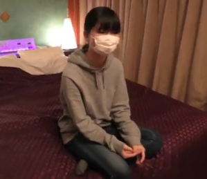 【画像】こういう普通の女の子ですら、金貰ってSEXしているという事実