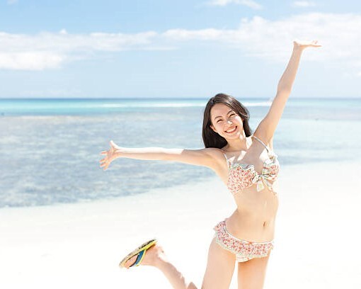 【画像】人妻さんの水着姿、エ□すぎるｗｗｗｗｗｗ