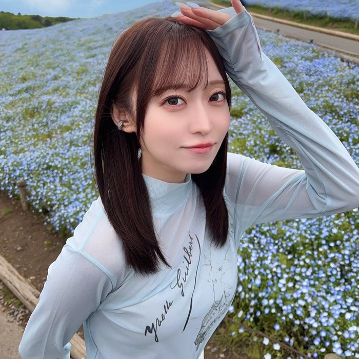 【画像】元アイドル出身の美人声優(29)さん、パーフェクトお○ぱいｗｗｗｗｗ