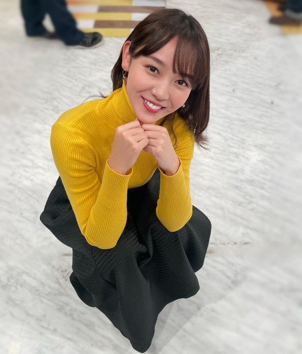 森千晴アナのニットおっぱい