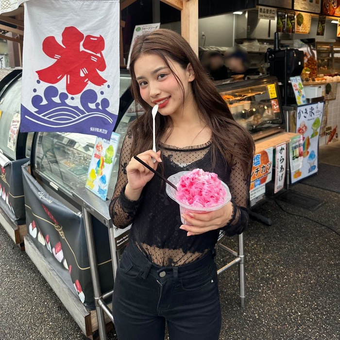 【画像】美少女モデルさん、お○ぱいの形を特定されてしまうｗｗｗｗｗｗ