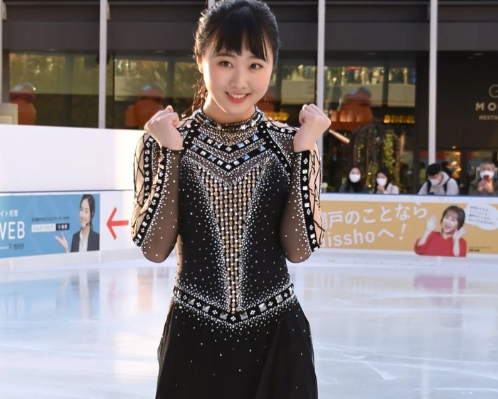 【画像】本田望結(22)さん、お○ぱいの存在感がえちえちすぎるwwwww