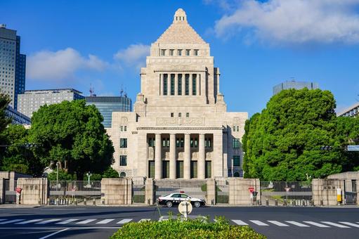 【画像】片山さつき財務大臣、パネルマジックを超えてしまうｗｗｗｗｗ