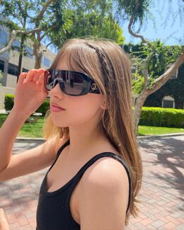 アメリカ人の女子中学生のおっぱい