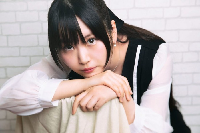 【画像】女性声優(36)さん、Gカップのパイスラが性的すぎるwwwww