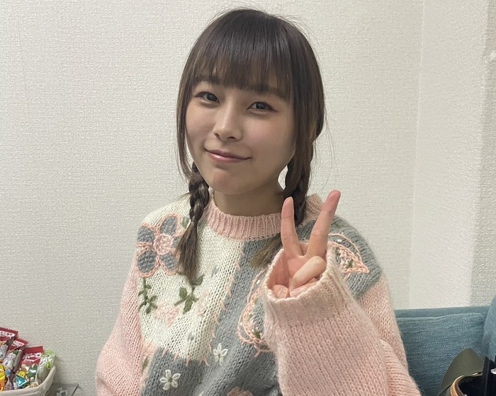 【動画】大食い美人女子さん、セブンの食品10品超をペロリしちゃうｗｗｗｗｗ