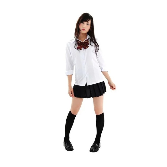 【画像】パ○チラ全盛期の制服女子さん、ハンパなくエ□かった件ｗｗｗｗｗｗｗ