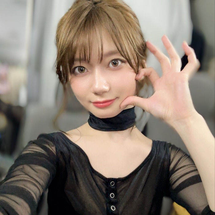 【画像】セクシー女優の瀬戸環奈さん、イベントに痴女みたいな服装で登場してしまい話題にｗｗｗｗｗｗ