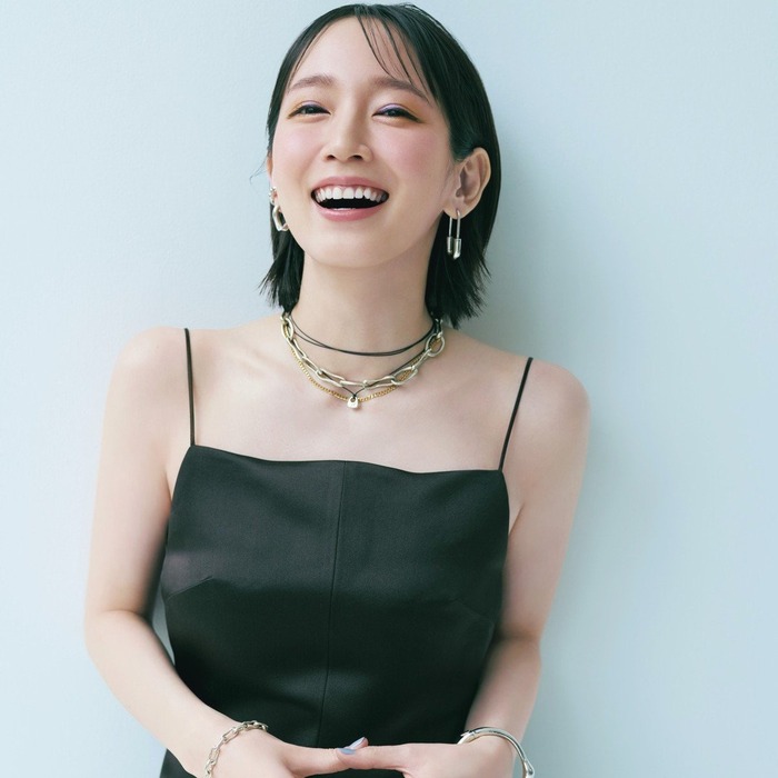 【画像】吉岡里帆さん(33)、ビジュアルの変化具合が話題になってしまうｗｗｗｗｗｗ