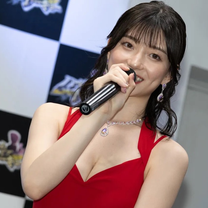 【動画】人気セクシー女優さん、唯一の欠点が発見されてしまうwwwwww