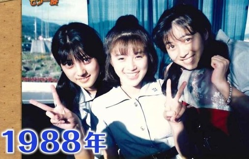 【画像】40年前のアイドルさん、今見てもめちゃくちゃ可愛いと話題になるwwwww