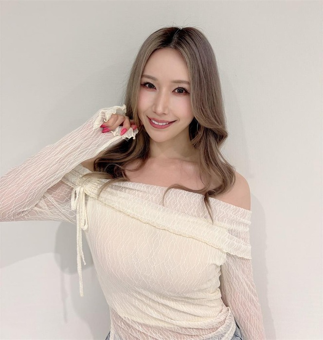 【画像】引退したレジェンド∧∨女優さん、今見ても抜けると話題になるｗｗｗｗｗｗｗ
