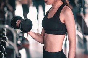 【画像】 筋トレ女子さん、くっそエ□い