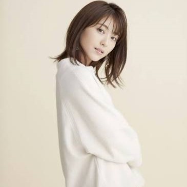 【画像】浜辺美波さん、撮影中に悶えてしまう瞬間がこちらwwwww