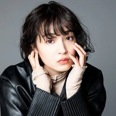 【画像】広瀬すずさん、乳房くっきり奇跡のショットがこちらｗｗｗｗｗｗｗ