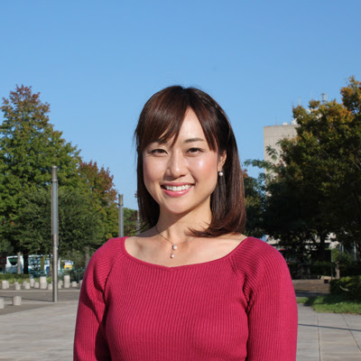 【画像】気象予報士の坂下恵理さん、ピンクのカーディガンのすき間から胸チラ疑惑wwwww