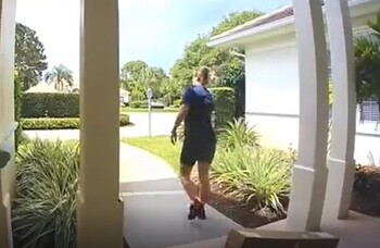 白人女性の置き配