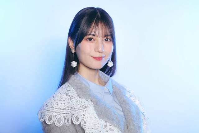 【画像】日向坂46小坂菜緒さん、スカートの奥まで見えてしまうハプニングwwwww