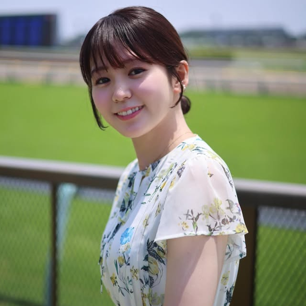 【画像】冨田有紀アナ、競馬番組で見せた生ワキがえちえちだったｗｗｗｗｗ