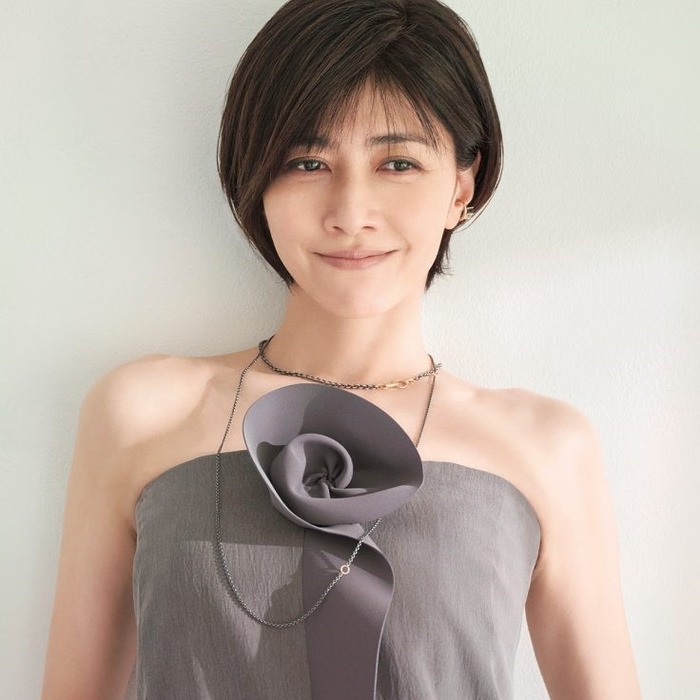 【画像】内田有紀さんの始球式、今と昔のエ□さ比較をした結果ｗｗｗｗｗｗｗ