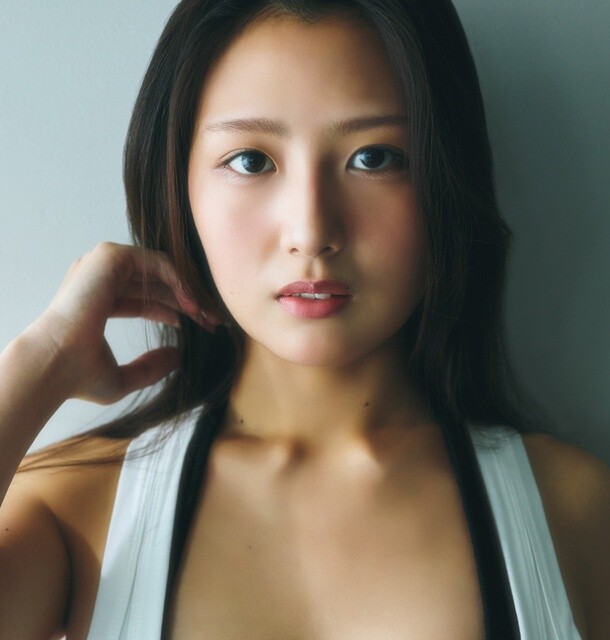 【画像】野球日本女子代表(23)さん、エ○チすぎる肉体を披露
