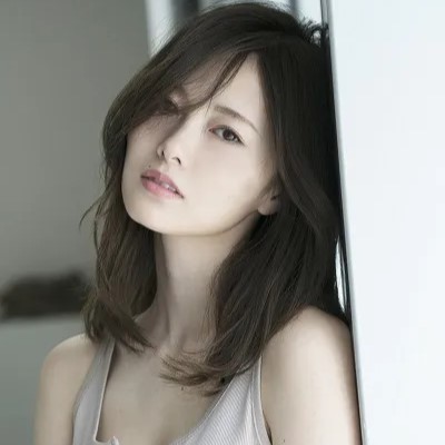 【画像】白石麻衣(33)さん、セクシーマダムみたいな妖艶なビジュアルが話題になるｗｗｗｗｗｗ