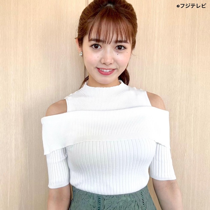 谷尻萌のニット胸1