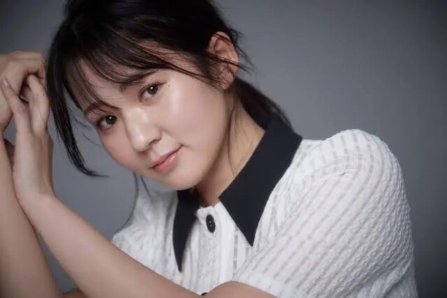 【画像】冨田有紀アナ、油断してブラチラショットを提供してしまうｗｗｗｗｗｗ