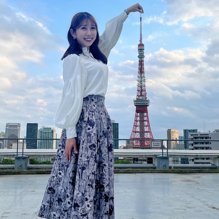 【画像】美人気象予報士さん、お○ぱい目当ての注目を浴びてしまうwwwwwww