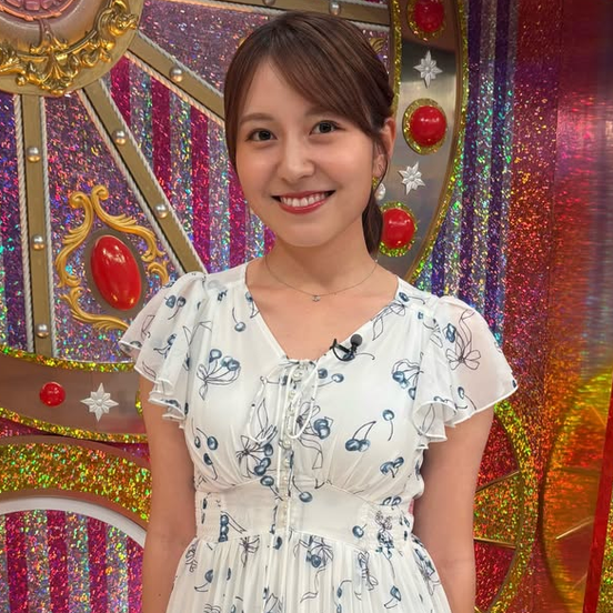 【画像】三山賀子アナ、うっかり谷間をチラ見せしてしまうｗｗｗｗｗｗｗ