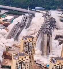 中国のマンション爆破