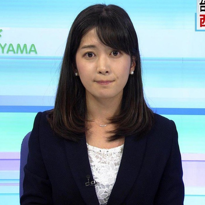 【画像】姫野美南アナ、しれっとお●ぱいアピールしてしまうｗｗｗｗｗ