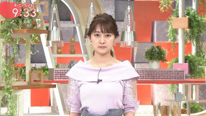 森山みなみアナの巨乳