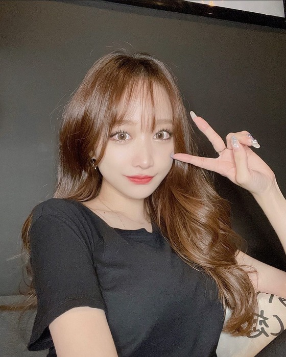 青井春の水着おっぱい