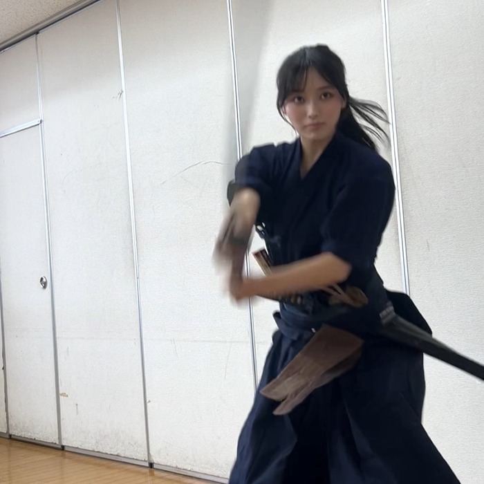 【動画】令和の美人剣士さん、レベチすぎるwwwwwww