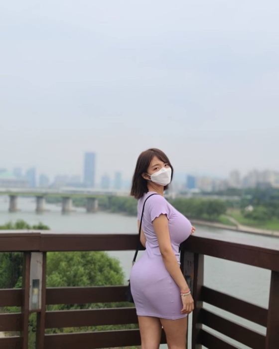 韓国人の巨乳