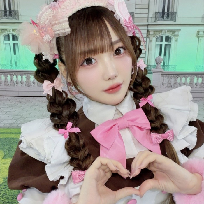 【画像】メイド歴22年のレジェンドメイドさん、エ□かわすぎるｗｗｗｗｗｗ