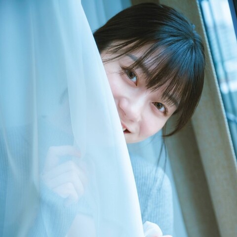 【画像】瀬戸環奈さん、お●ぱい丸出しグラビアがどちゃシコすぎるwwwww