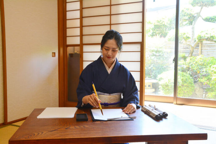 【画像】書道部女子さん、実は1番エ□いと判明してしまうｗｗｗｗｗｗ