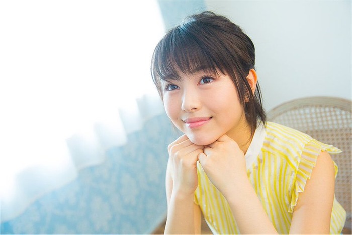 浜辺美波のおっぱい