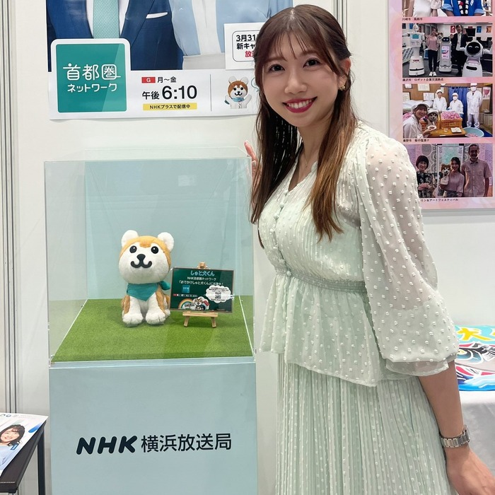 【画像】気象予報士の黒田菜月さん、お○ぱい星人の餌食となってしまうｗｗｗｗｗｗｗ