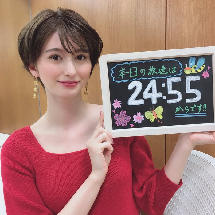 菜波の胸チラ