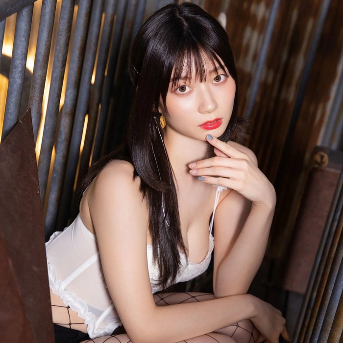 【画像】瀬戸環奈さん、自分より巨乳の女性ファンとツーショットを撮影ｗｗｗｗｗｗｗ